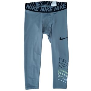 NWOT Nike • Dri-Fit Leggings